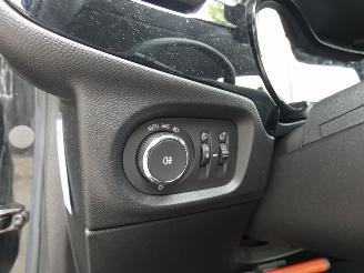 Opel Corsa 1.2 Edition picture 16