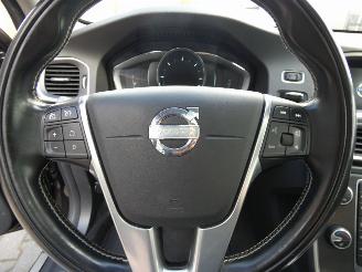 Volvo V-60 PLUG IN HYBRID 2.4 D6 AWD Pl.i Sum. picture 18