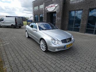 Mercedes CLK CLK 320 Avantgarde Cabrio picture 2