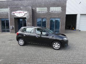 uszkodzony samochody osobowe Dacia Sandero 0.9 TCe Lauréate Nieuwe APK 2015/2