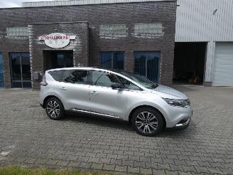 Vaurioauto  passenger cars Renault Espace 1.6 dCi Initiale Paris 7p. SCHADE VRIJ!! 2015/7