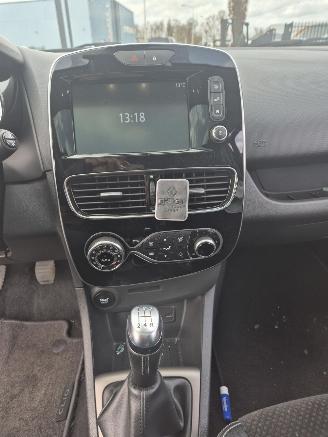 Renault Clio IV (5R) Hatchback 5-drs 0.9 Energy TCE 90 12V (H4B-408(H4B-B4)) [66kW] 5-BAK picture 9