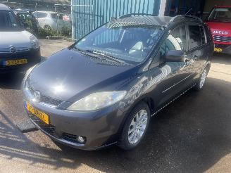 damaged passenger cars Mazda 5 5 (CR19) MPV 1.8i 16V (L823) [85kW] 2006/4