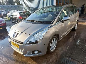 Avarii autoturisme Peugeot 5008 5008 I (0A/0E) MPV 1.6 VTI 16V (EP6C(5FS) 2011/1