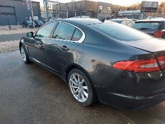 Jaguar XF XF (CC9) Sedan 2.2 D S200 16V (224DT) [147kW] picture 4