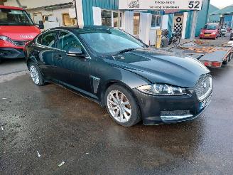 Jaguar XF XF (CC9) Sedan 2.2 D S200 16V (224DT) [147kW] picture 3