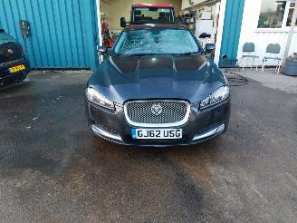 Jaguar XF XF (CC9) Sedan 2.2 D S200 16V (224DT) [147kW] picture 2