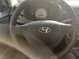 Hyundai I-10 i10 (F5) Hatchback 1.1i 12V (G4HG) [49kW] picture 10