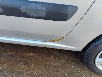 Dacia Logan Logan MCV I (KS) Combi 1.6 (K7M-710) picture 15