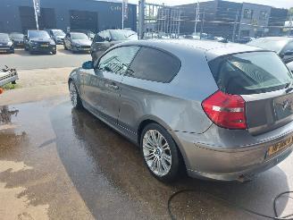 BMW 1-serie 1 serie (E81) Hatchback 3-drs 118d 16V picture 4