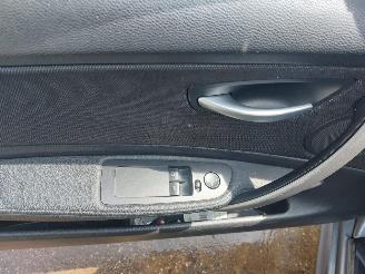 BMW 1-serie 1 serie (E81) Hatchback 3-drs 118d 16V picture 7