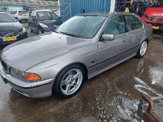 BMW 5-serie 5 serie (E39) Sedan 523i 24V picture 1