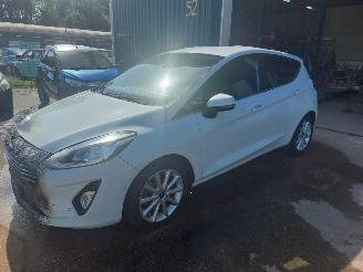krockskadad bil auto Ford Fiesta Fiesta 7 Hatchback 1.0 EcoBoost 12V 100 Automaat 2020/2