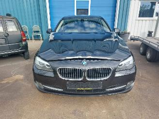 BMW 5-serie 5 serie (F10) Sedan 528i 16V picture 2