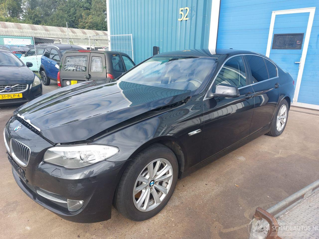 BMW 5-serie 5 serie (F10) Sedan 528i 16V