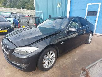 BMW 5-serie 5 serie (F10) Sedan 528i 16V picture 1