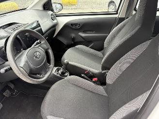 Toyota Aygo 1.0 VVT-I 53KW X 5-Drs Apple Carplay NAP picture 7