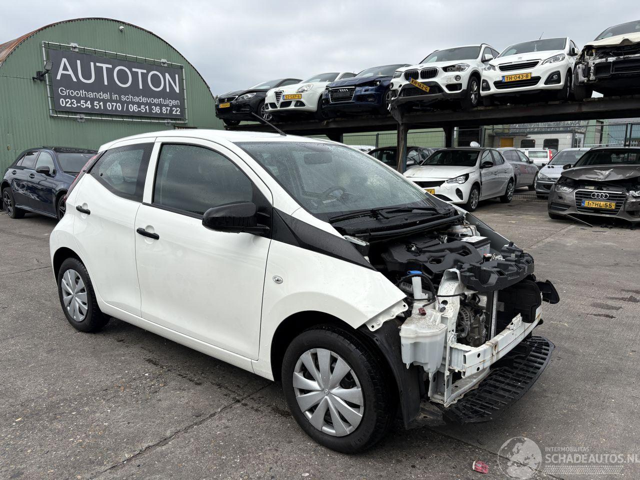 Toyota Aygo 1.0 VVT-I 53KW X 5-Drs Apple Carplay NAP