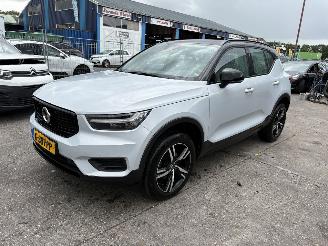 škoda osobní automobily Volvo XC40 1.5 T3 120KW Autom. Clima Navi Camera R-Design NAP 2019/11