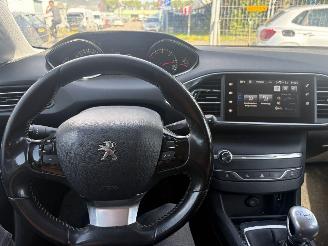 Peugeot 308 1.6 Bluehdi 88KW Clima Navi Led Lease Pack NAP picture 8