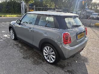 Mini Cooper 1.5 100KW Clima Navi Led Business NAP picture 2