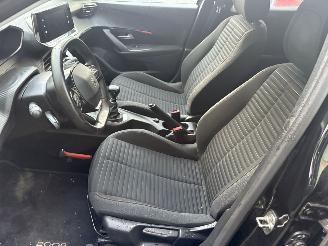 Peugeot 2008 1.2 96KW Clima Navi Led Active Blue Lease NAP picture 8
