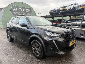 Coche accidentado Peugeot 2008 1.2 96KW Clima Navi Led Active Blue Lease NAP 2021/2