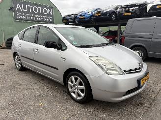 Toyota Prius 1.5 VVT-I Hybrid 57KW Autom. Clima Navi Business Edition NAP picture 1