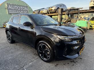 Voiture accidenté Alfa Romeo Junior Elettrica 54 kWh 115KW Clima Navi Camera DNA NAP 2024/12