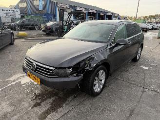 Vaurioauto  passenger cars Volkswagen Passat 1.6 TDI 88KW DSG Clima Navi Comfortline 2018/1