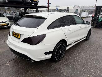 Mercedes Cla-klasse 200 115KW Autom. Pano Clima Navi Leer Shooting Brake picture 3