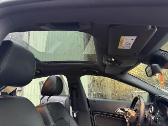 Mercedes Cla-klasse 200 115KW Autom. Pano Clima Navi Leer Shooting Brake picture 14