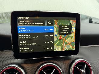 Mercedes Cla-klasse 200 115KW Autom. Pano Clima Navi Leer Shooting Brake picture 12