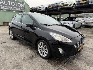 Damaged car Ford Fiesta 1.0 Ecoboost 74KW Clima Navi Camera Led Titanium NAP 2017/7