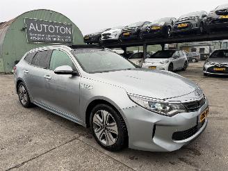 Damaged car Kia Optima 2.0 GDI PHEV 115KW Autom. Pano Clima Navi Led Leer Camera 2017/11
