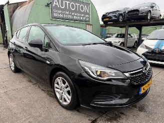 Schadeauto Opel Astra 1.0 Online Edition 77kW NAP 2017/2