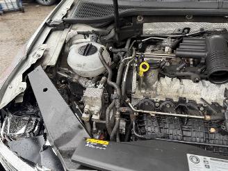 Volkswagen Passat 1.4 GTE 115KW DSG Pano Clima Navi Led Connected Plus Series picture 19