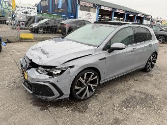 Volkswagen Golf 1.5 TSI 96KW R-Line Pano Clima Navi picture 2