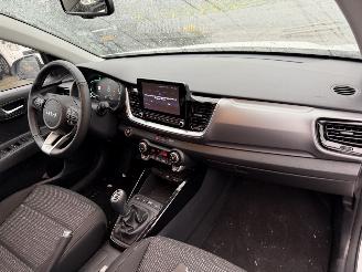 Kia Stonic 1.0 T-GDI 74KW MHEV Clima Navi Led Camera DynamicPlusLine NAP picture 7