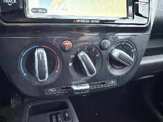 Mitsubishi Space-star 1.2 59KW Airco Navi Connect Pro 5-Drs picture 9