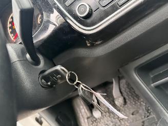 Volkswagen Up! 1.0 55KW Pano Airco Navi Groove Up! 5-Deurs picture 13