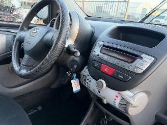 Toyota Aygo 1.0-12V 50KW Airco 5-Drs Now NAP picture 9