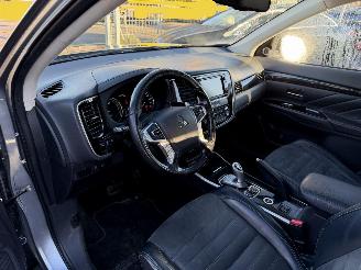 Mitsubishi Outlander 2.0 PHEV 89KW Executive Edition Clima Navi Led NAP picture 6