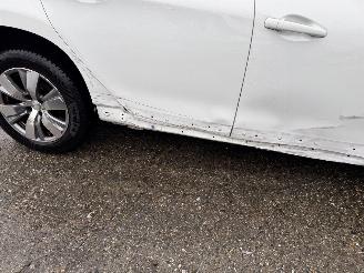 Peugeot 2008 1.2 81KW Pano Clima Navi Led Allure picture 14