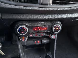 Kia Picanto 1.0 CVVT 49KW Design Edition Clima Navi Led Xenon Leer Camera NAP picture 11
