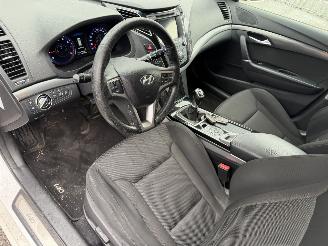 Hyundai I-40 1.6 GDI 99KW Clima Navi Led Xenon Camera Bleu Business Edition picture 7