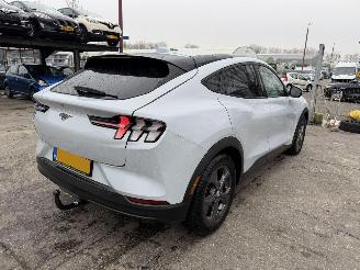 uszkodzony samochody osobowe Ford Mustang Mach-e 75 kWh RWD 198KW Clima Navi Led Camera 2021/12