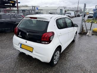Peugeot 108 1.0 e-VTI 53KW Airco Led 5-Drs Active NAP picture 2