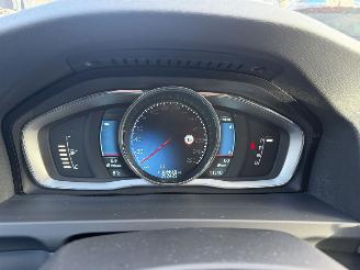 Volvo V-60 2.4 D6 AWD PHEV Autom. Clima Navi Schuifdak Summum Camera picture 13