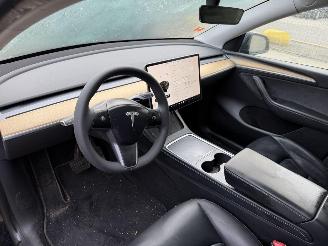 Tesla Model Y 75 kWh Long Range AWD 258KW Clima Navi Pano Led NAP picture 5